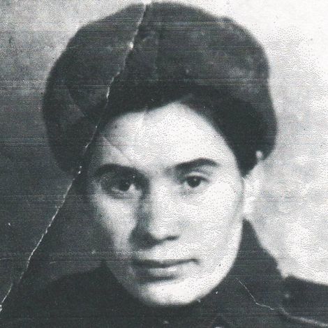 Мария Карповна Жгулёва, рядовой-связист.